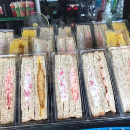 แซนด์วิช  สด   (อิสลามทานได้)