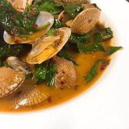 หอยลายผัดพริกเผา