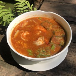 แกงส้มชะอมกุ้ง