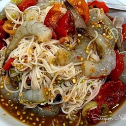 ตำขนมจีนกุ้งสดพริกแห้ง