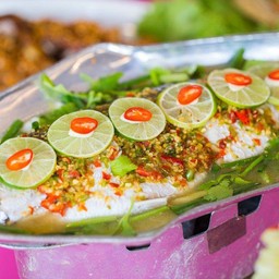 ปลากะพงนึ่งมะนาว