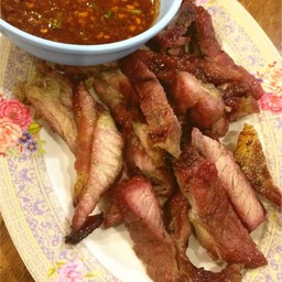 คอหมูย่าง