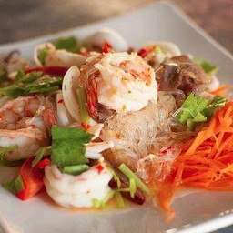 ยำวุ้นเส้นรวมมิตร