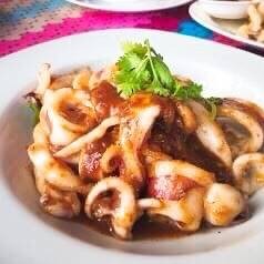 ปลาหมึกผัดกะปิ