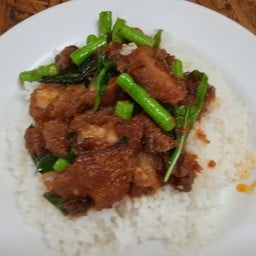ร้านป้าสาว อาหารตามสั่ง ระยอง