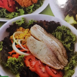 สลัดปลาย่าง
