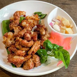 แหนมเอ็นข้อไก่