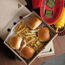 Box Set A 4xClassic Burger+2 Fries