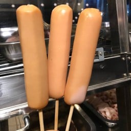 ไส้กรอกหนังกรอบ