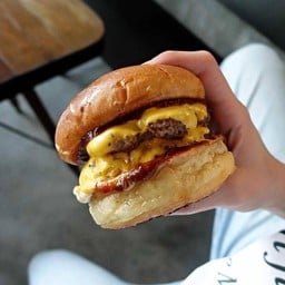 Double stack BBQ & Cheese (pork)