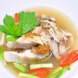 ปลากะพงต้มบ๊วย