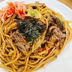 ยากิโซบะเนื้อสไลด์