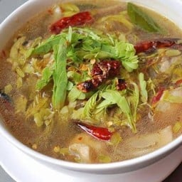 ต้มไก่บ้านยอดมะขาม