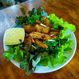 สลัดผักไฮโดรฯ+ปลาดอลลี่ชุบแป้งทอด