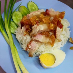 ข้าวหมูกรอบ
