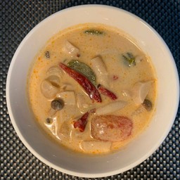 ต้มข่าเห็ดผักรวม