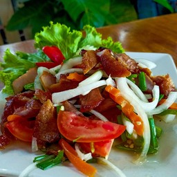 ยำหมูแดดเดียว