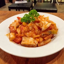 เส้นต๊อกผัดซอสทะเล