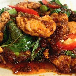 ข้าวราดผัดพริกแกง