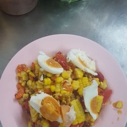 ตำข้าวโพดไข่เค็ม
