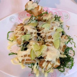 ไก่ราดซอสมะนาว