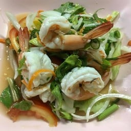 ยำกุ้งสด