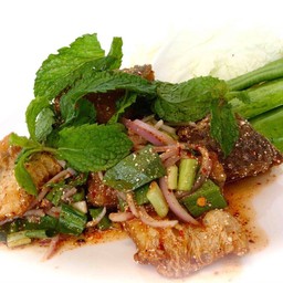 เนื้อกะพงน้ำตก