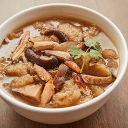 กระเพาะปลาน้ำแดง