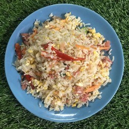 ข้าวผัดแหนม