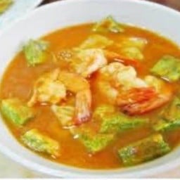 แกงเหลืองกุ้งชะอมไข่