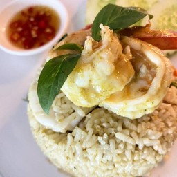 ข้าวผัดพริกแกงเขียวหวาน  Kao pad namprik keawwan