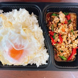 ข้าวกระเพราเนื้อ