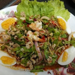 ยำถั่วพลู