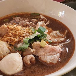 เกาเหลาน้ำตกหมู
