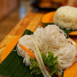 ขนมจีน