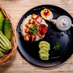 ข้าวหมูกรอบ