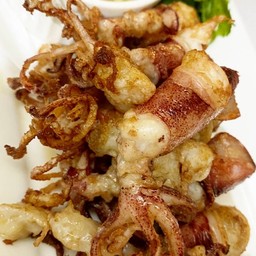 หมึกไข่แดดเดียว