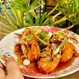 กุ้งก้ามกรามทอดซอสมะขาม