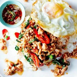 กะเพราติดปาก สาขา2                          (สูตรเด็ดดั้งเดิมเยาวราช)