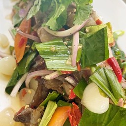 ยำเนื้อย่างโพนยางคำ