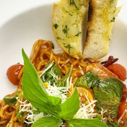 สปาเก็ตตี้ไส้กรอกอิตาเลี่ยน