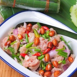 ยำแหนมสด