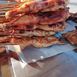 น้องออกัส ไก่ย่างวิเชียรบุรี