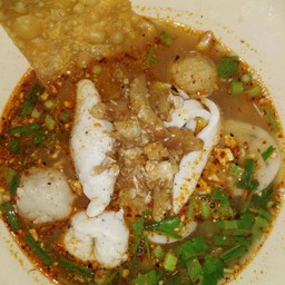 ก๋วยเตี๋ยวลูกชิ้นแคระ
