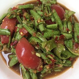 ตำถั่วนั่วๆแซ่บหลาย
