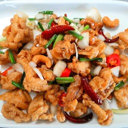 ไก่ผัดเม็ดมะม่วง