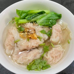 เกี๊ยวหมูต้มยำ