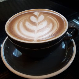 ลาเต้ร้อน(ใหญ่)