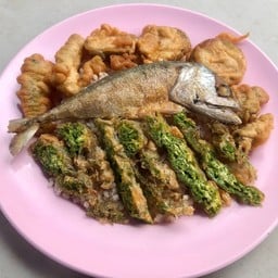 ข้าวคลุกน้ำพริกป้าแป๋ว