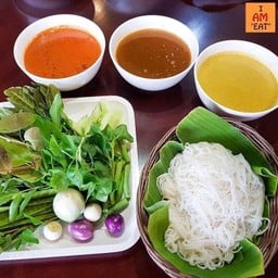 ขนมจีนชุดเล็ก พร้อมน้ำยา 3  อย่าง(สำหรับ 2 ท่าน)